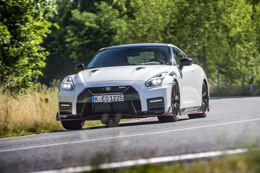  Nissan GT-R Nismo (R35) 2019 года  (WW) (фото 33 из 81)